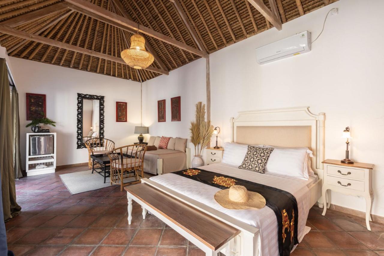 Amahelia Luxury Resort & Restaurant - 吉利阿萨汉 外观 照片