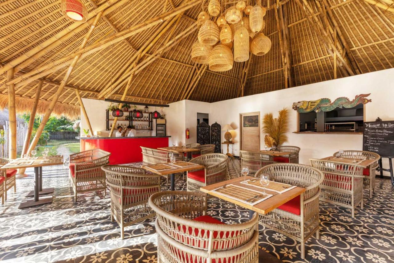 Amahelia Luxury Resort & Restaurant - 吉利阿萨汉 外观 照片