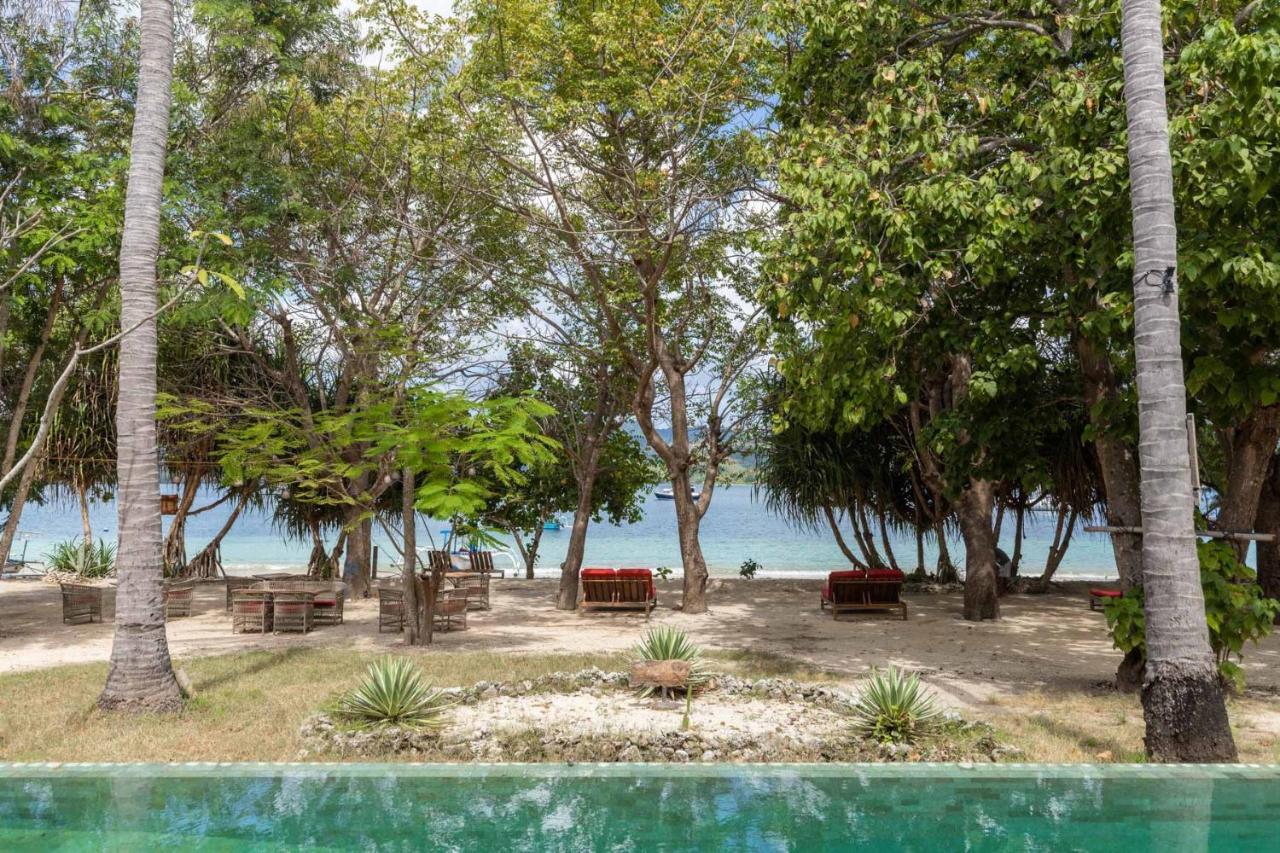 Amahelia Luxury Resort & Restaurant - 吉利阿萨汉 外观 照片