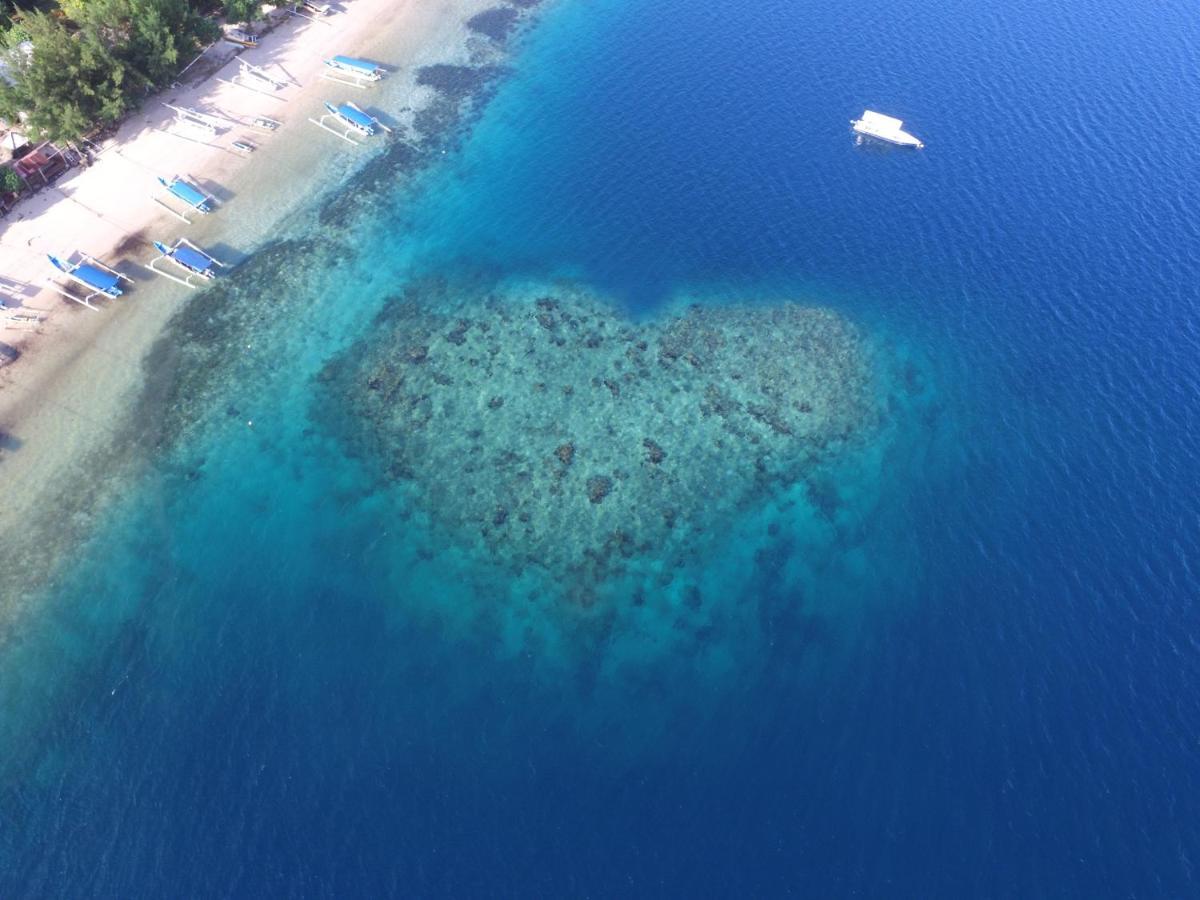 Amahelia Luxury Resort & Restaurant - 吉利阿萨汉 外观 照片
